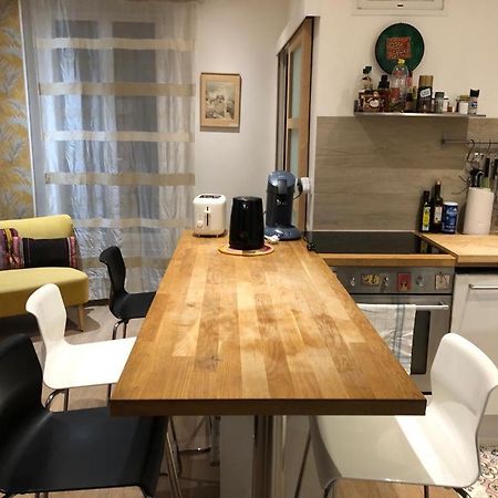 47M2 Calme Au Coeur De Paris Apartment Ngoại thất bức ảnh